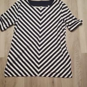 Croft&barrow black and white vertical stripes Smal